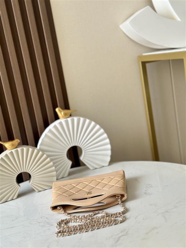 2026131221458122 570